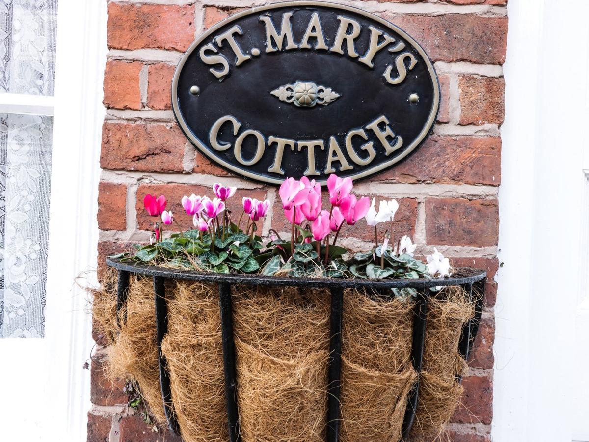 St Mary'S Cottage Scarborough Ngoại thất bức ảnh